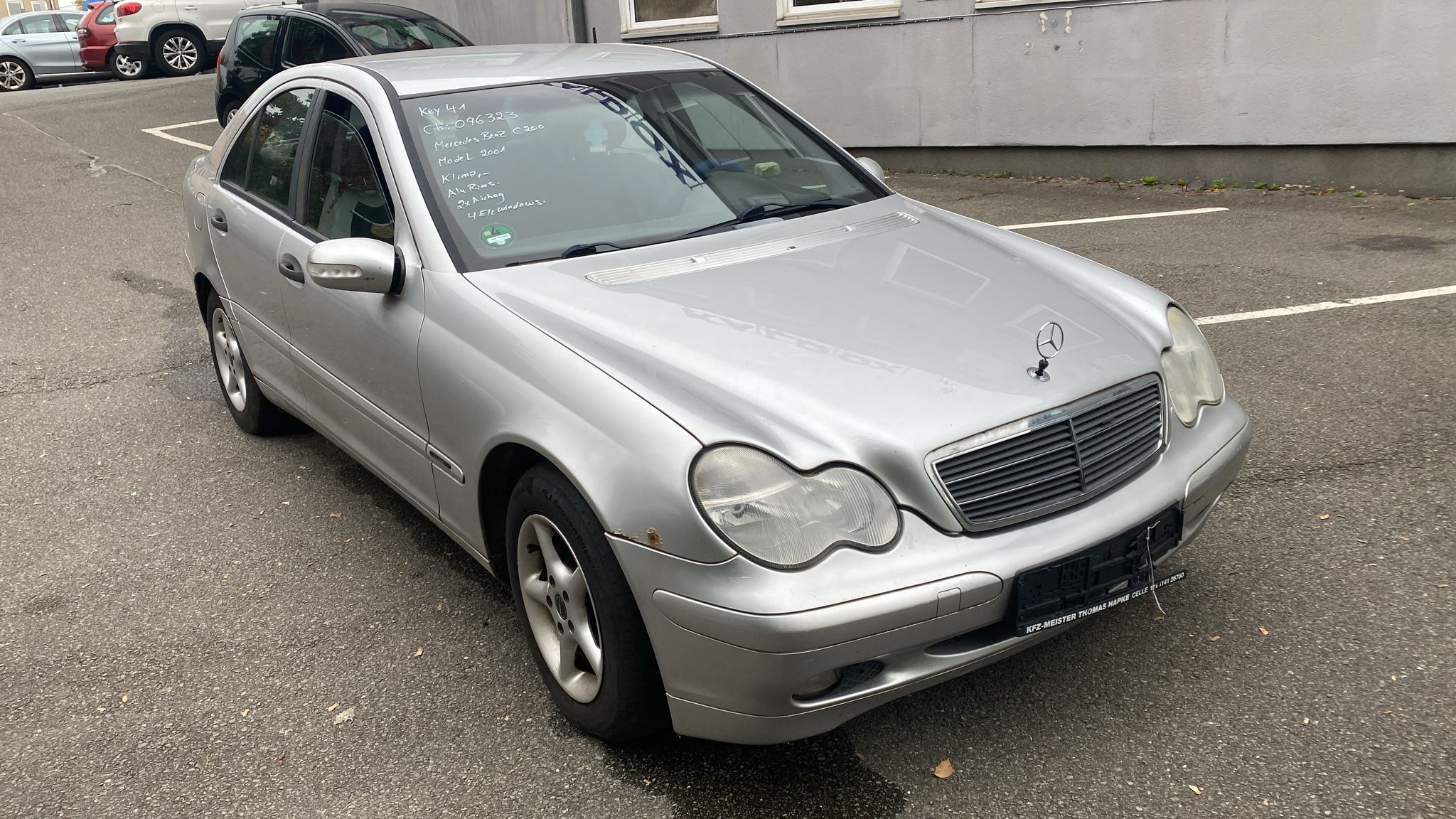 Mercedes C200