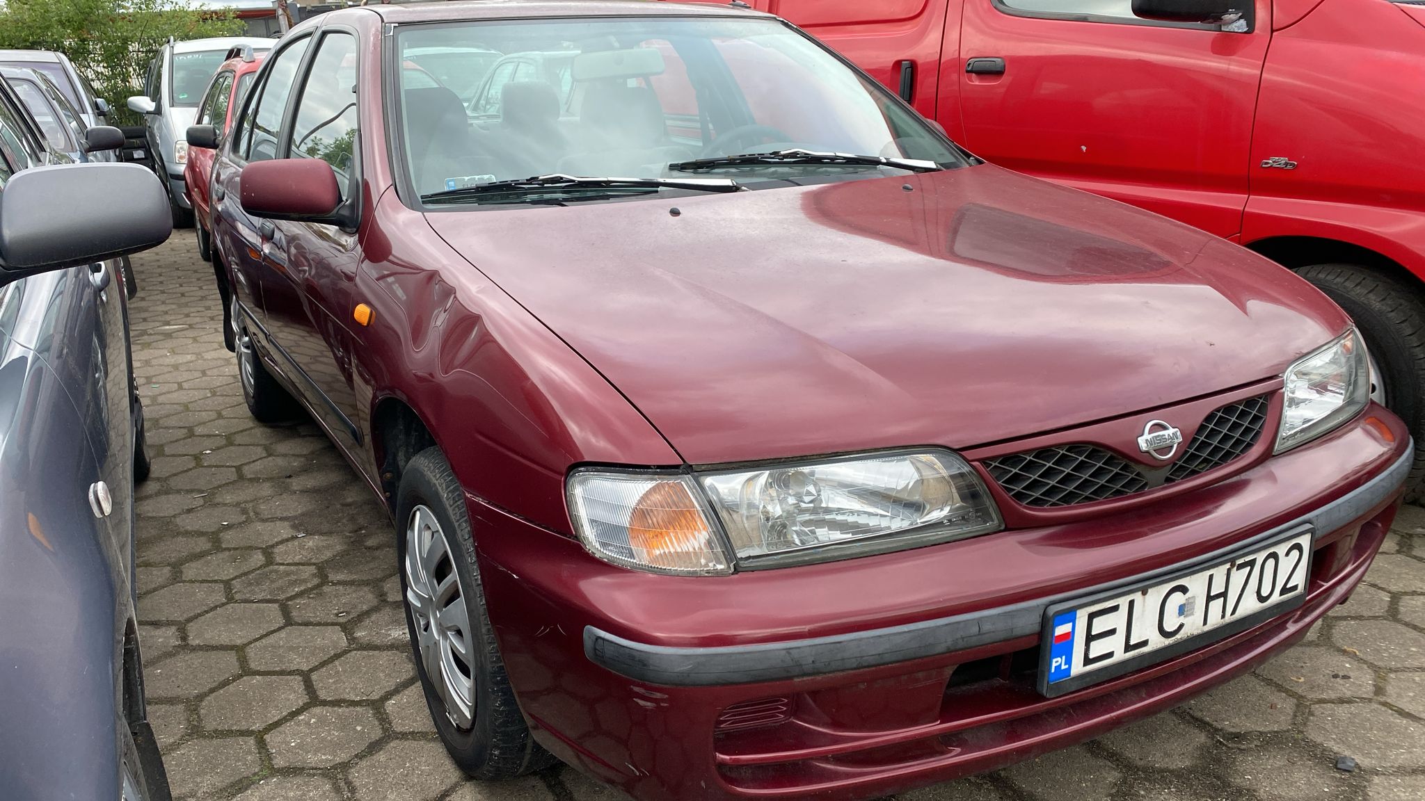 Nissan Almera
