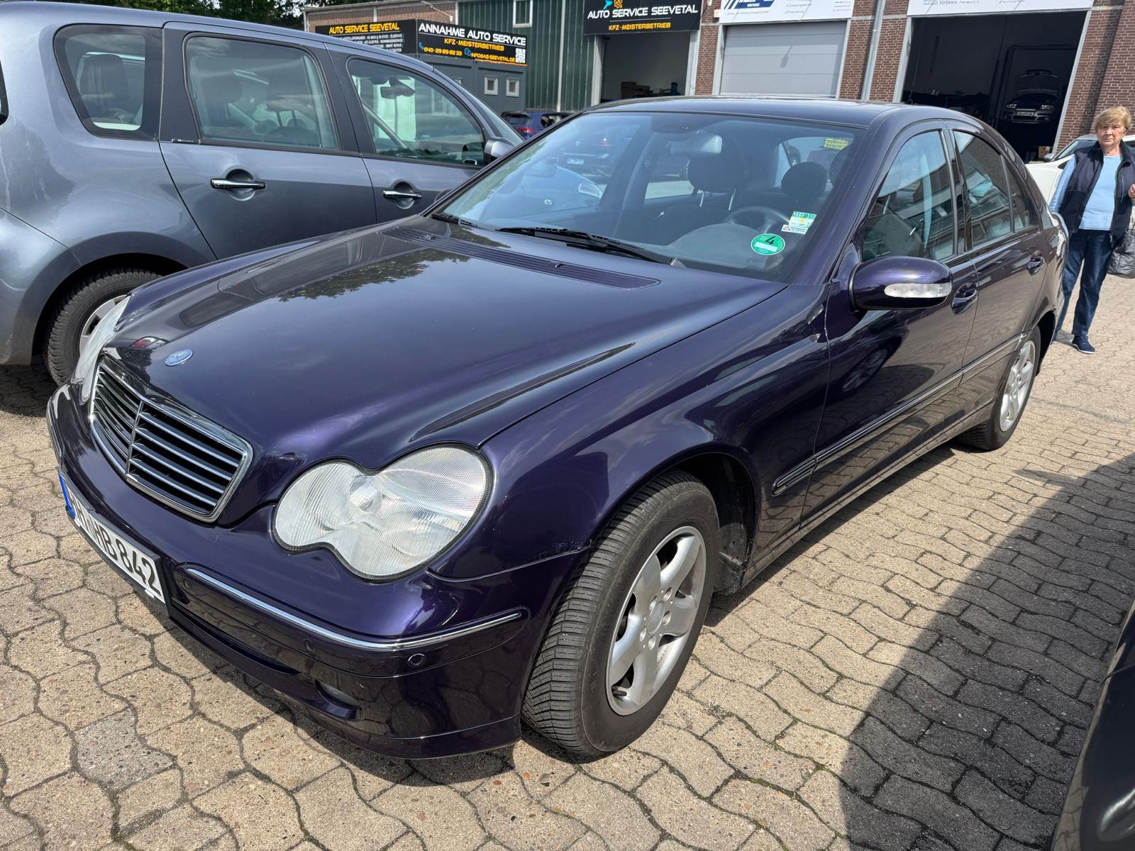 Mercedes C180